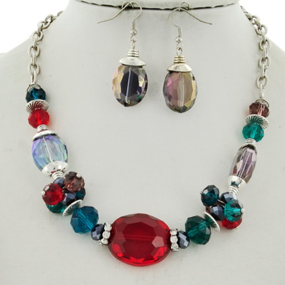 MULTI COLOR GLASS NECKLACE & EARRING SET